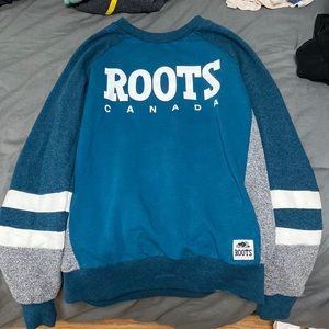 blue roots sweater